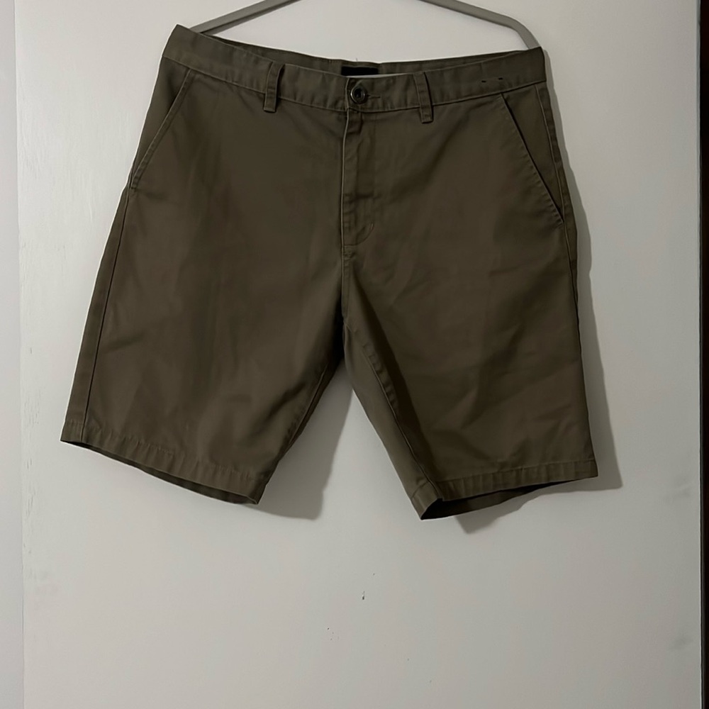 RVCA men’s shorts 🩳